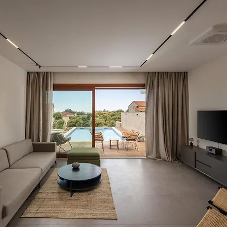 Beautiful Terakota & Oliva Villa *