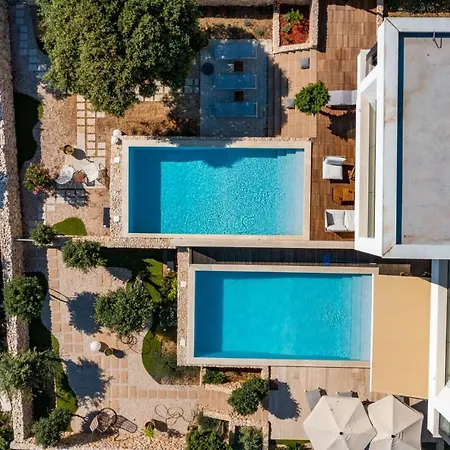 Villa Beautiful Terakota & Oliva *